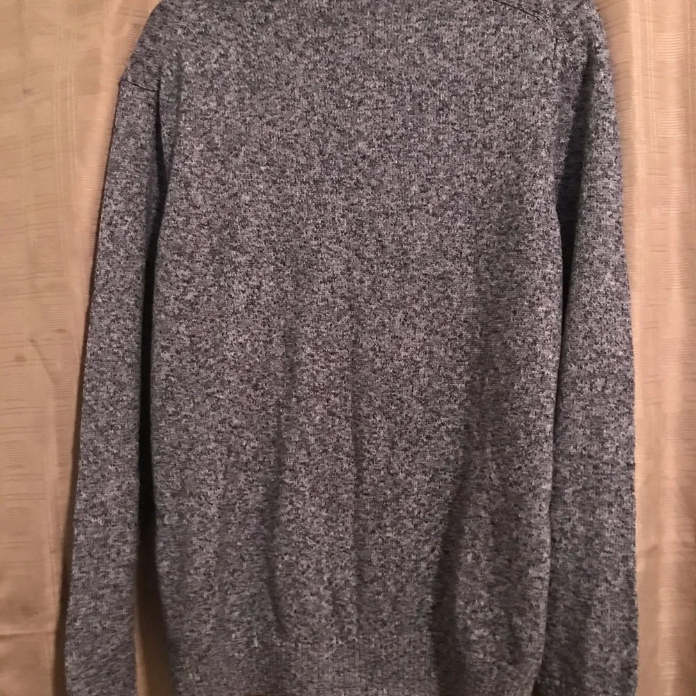 Sweater - Picture 3 of 4